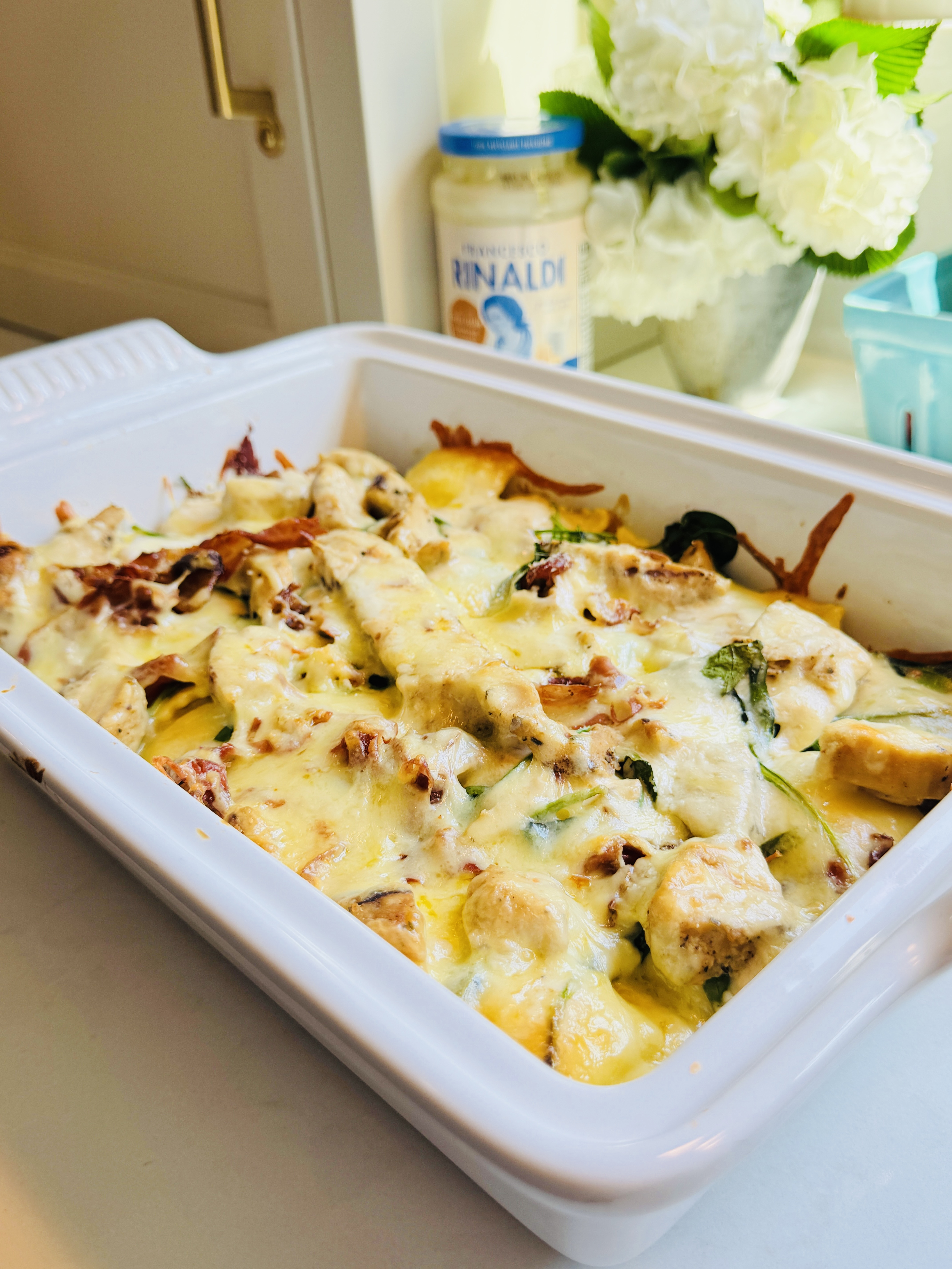 CHICKEN & RAVIOLI ALFREDO BAKE